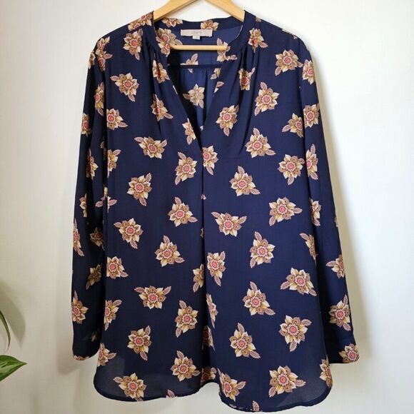 EUC LIKE NEW LOFT MEDALLION FLORAL PRINT SPLIT V NECK LONGSLEEVES TOP SIZE XL - Picture 2 of 16